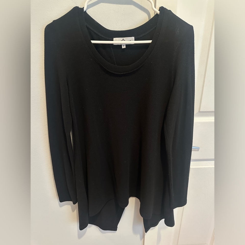 KRISTINE Long Black Tee with button detail, size M